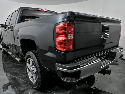 Used 2018 Chevrolet Silverado 2500 LT image 9