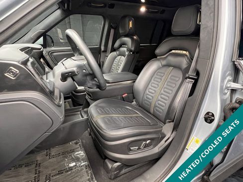 Used 2024 Rivian R1S Adventure image 3