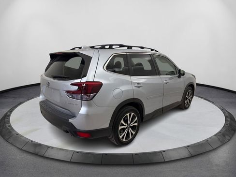 Used 2022 Subaru Forester Limited w/ Popular Package #3 image 5