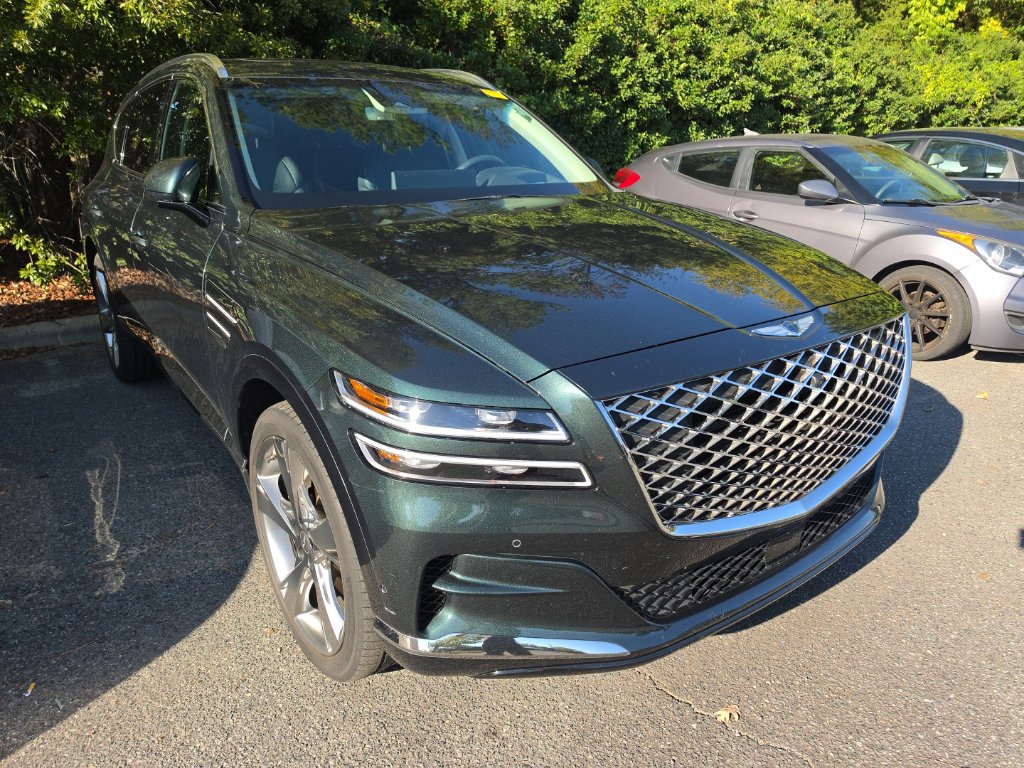 Used 2022 Genesis GV80 2.5T w/ Prestige Package 04 AWD/4WD image 2