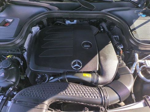 Used 2022 Mercedes-Benz GLC 300 4MATIC image 23