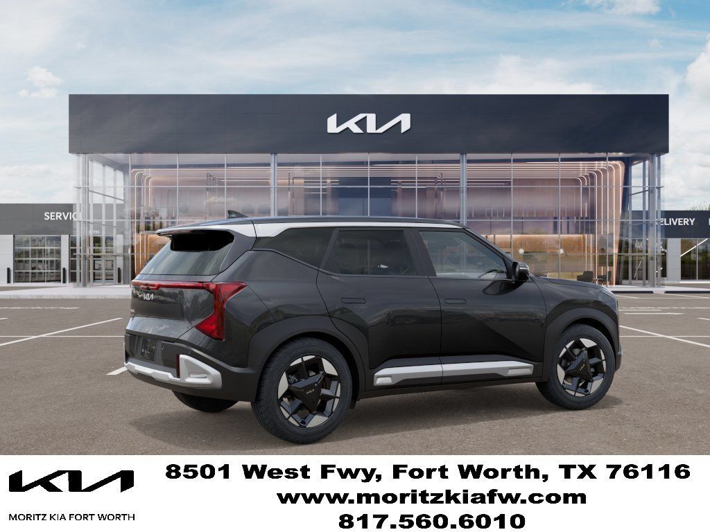 New 2027 Kia Seltos S FWD image 6