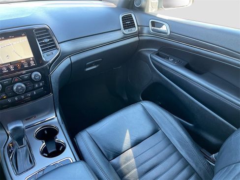 Used 2020 Jeep Grand Cherokee Limited X image 23