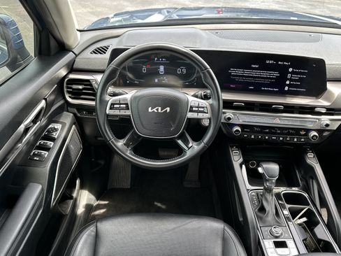 Used 2023 Kia Telluride S AWD/4WD image 13