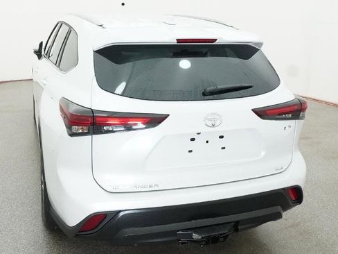 New 2026 Toyota Highlander XLE AWD/4WD image 20