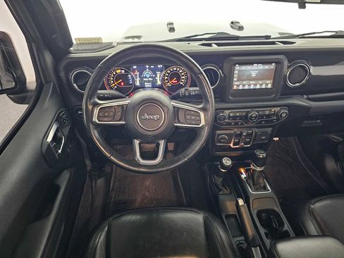 Used 2021 Jeep Wrangler Unlimited Sahara image 18