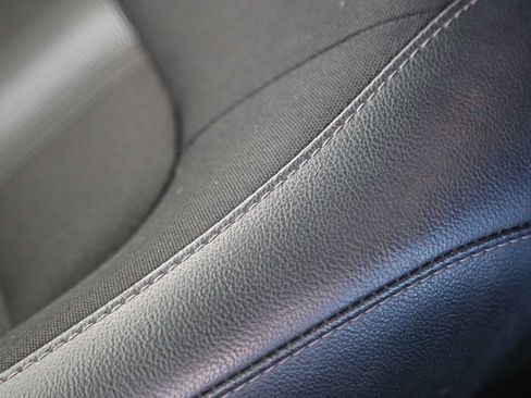 Certified 2025 Honda Civic Sport image 28