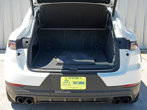 Used 2023 Porsche Cayenne Coupe AWD/4WD image 10