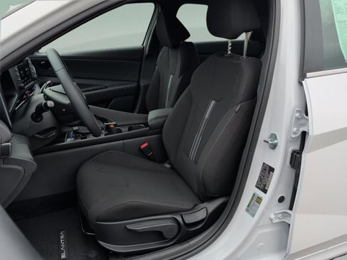 New 2026 Hyundai Elantra SEL Sport Premium image 22
