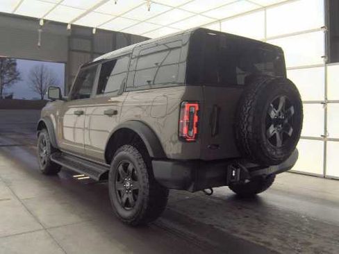 Used 2025 Ford Bronco Outer Banks image 6