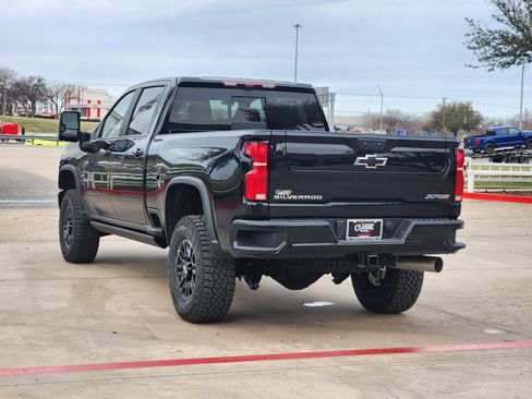 New 2026 Chevrolet Silverado 2500 ZR2 image 3