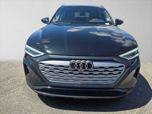 Used 2024 Audi Q8 e-tron Premium Plus AWD/4WD image 8