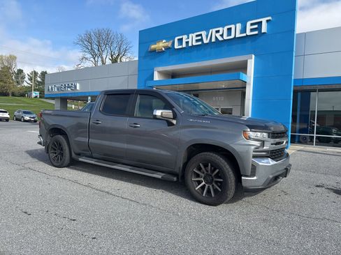 Used 2020 Chevrolet Silverado 1500 LT w/ All-Star Edition image 4