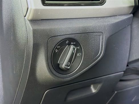 Used 2023 Volkswagen Atlas SE image 10