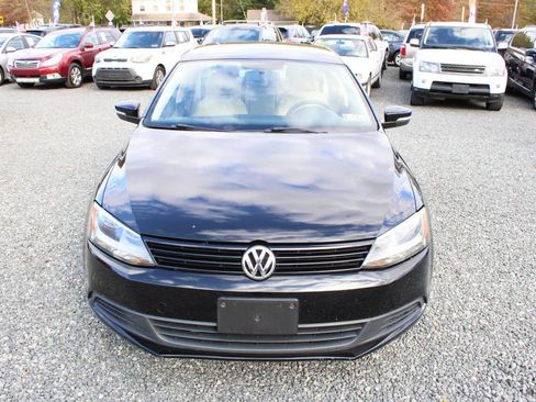 Used 2014 Volkswagen Jetta SE image 3