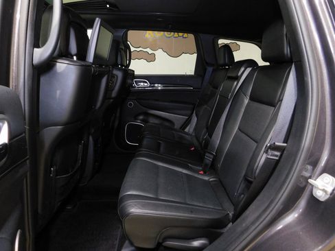 Used 2016 Jeep Grand Cherokee Overland w/ Advanced Technology Group image 81