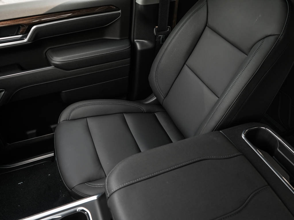 New 2026 Chevrolet Silverado 1500 RST w/ RST All Star Premium Package AWD/4WD image 24