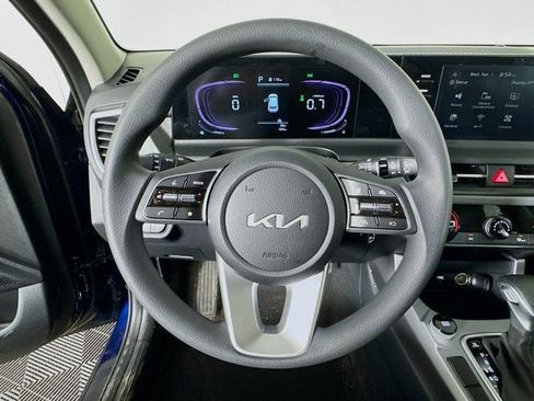 New 2026 Kia Seltos LX image 11
