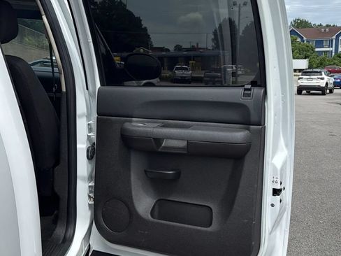 Used 2014 Chevrolet Silverado 2500 LT AWD/4WD image 34