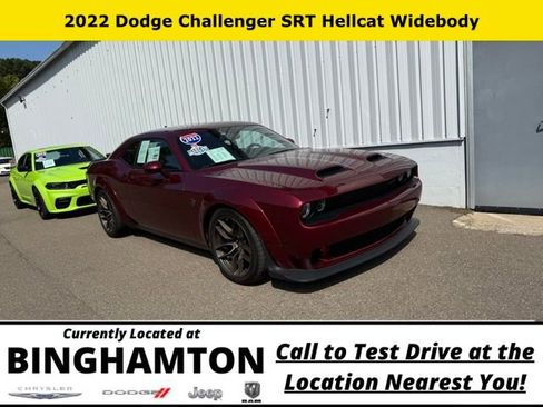 Used 2022 Dodge Challenger SRT Hellcat RWD image 2