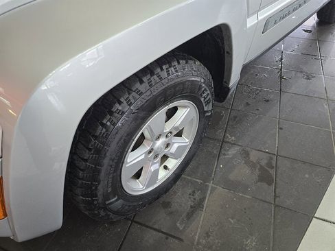 Used 2009 Jeep Liberty Sport w/ Popular Equipment Group image 27