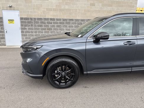 Used 2024 Honda CR-V Sport image 2