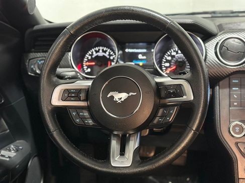 Used 2020 Ford Mustang Coupe image 17
