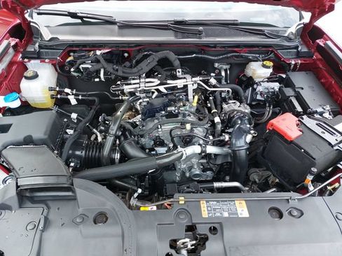 Used 2025 Ford Ranger XLT w/ Equipment Group 301A High RWD image 32