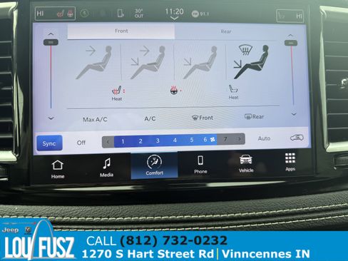 Used 2023 Chrysler Pacifica Touring-L image 24