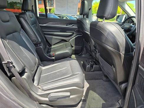 Used 2022 Jeep Grand Cherokee L Limited AWD/4WD image 43