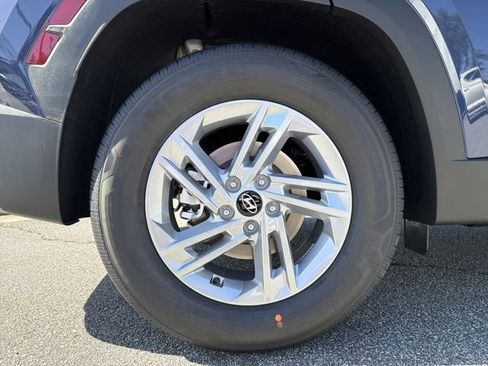 New 2026 Hyundai Tucson SE image 17