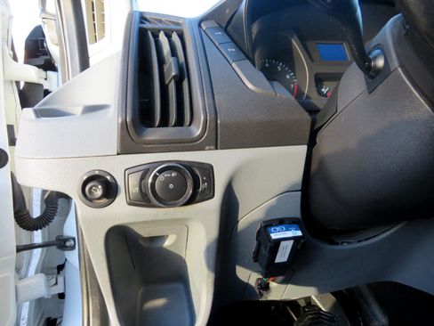 Used 2017 Ford Transit 250 130 Medium Roof image 11