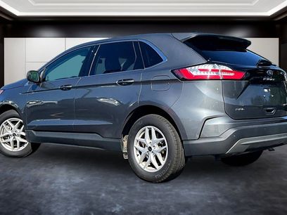 Used 2024 Ford Edge SEL w/ Convenience Package