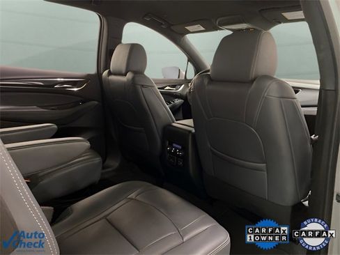 Used 2024 Buick Enclave Premium image 15
