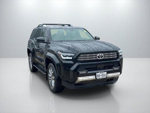 Certified 2025 Toyota 4Runner Limited AWD/4WD image 3