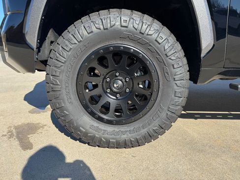 Used 2024 Toyota Tundra Limited image 10