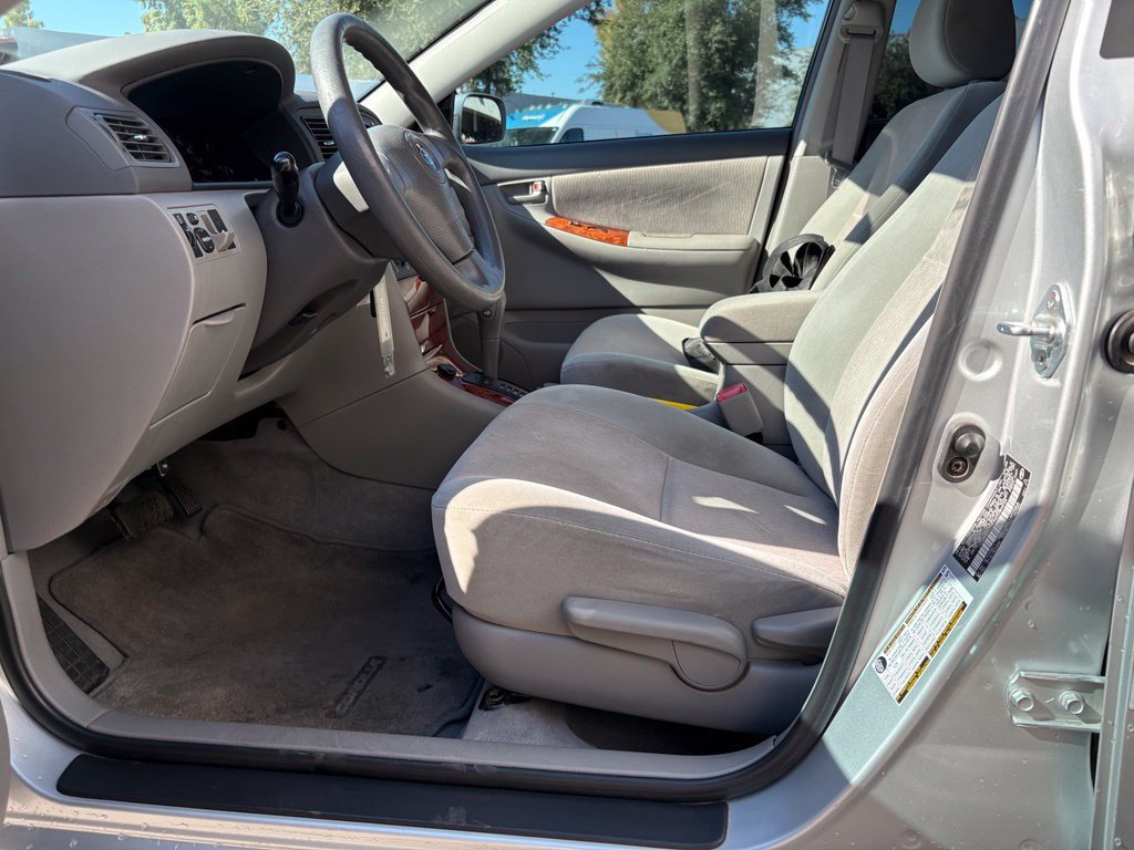 Used 2006 Toyota Corolla CE FWD image 8