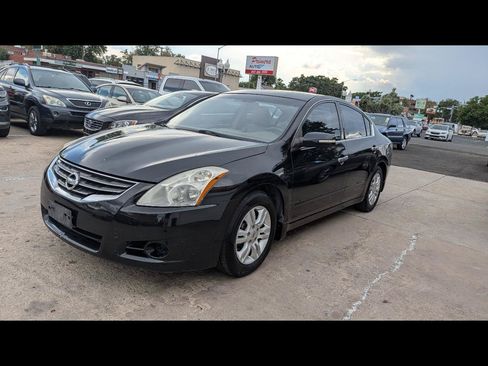 Used 2011 Nissan Altima 2.5 SL w/ 2.5SL Pkg FWD image 1