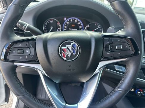 Used 2024 Buick Enclave Premium image 20