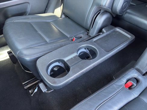 Used 2017 Toyota Highlander Limited AWD/4WD image 20