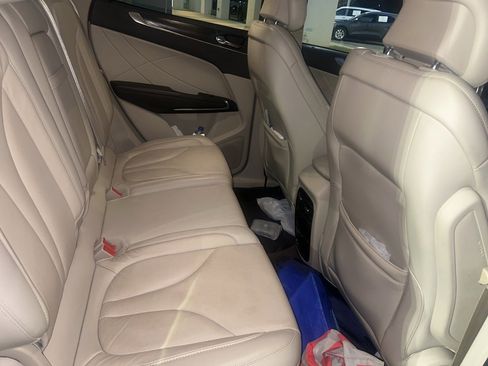 Used 2017 Lincoln MKC Reserve image 19