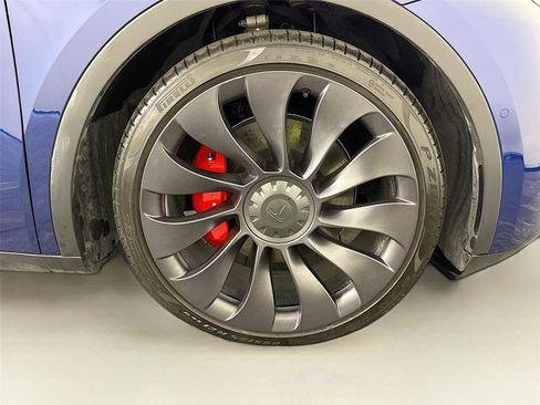 Used 2021 Tesla Model Y Performance image 33