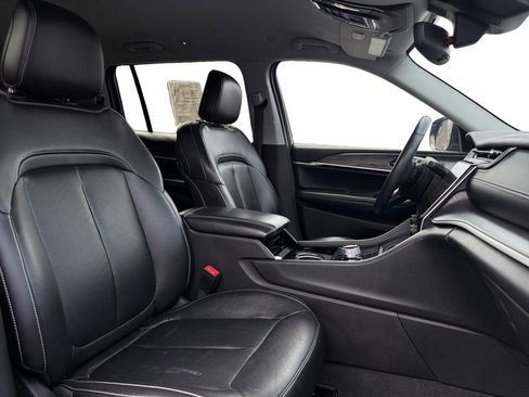 Used 2021 Jeep Grand Cherokee L Limited image 15