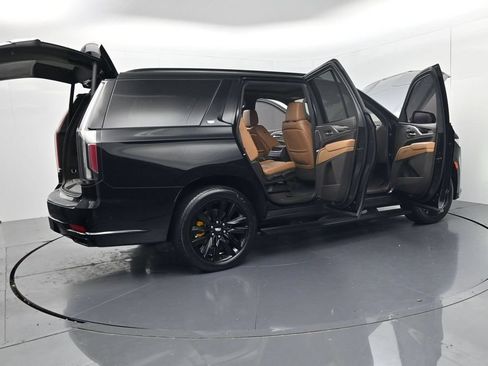 Used 2021 Cadillac Escalade Sport w/ Driver Assist Tech Package AWD/4WD image 62