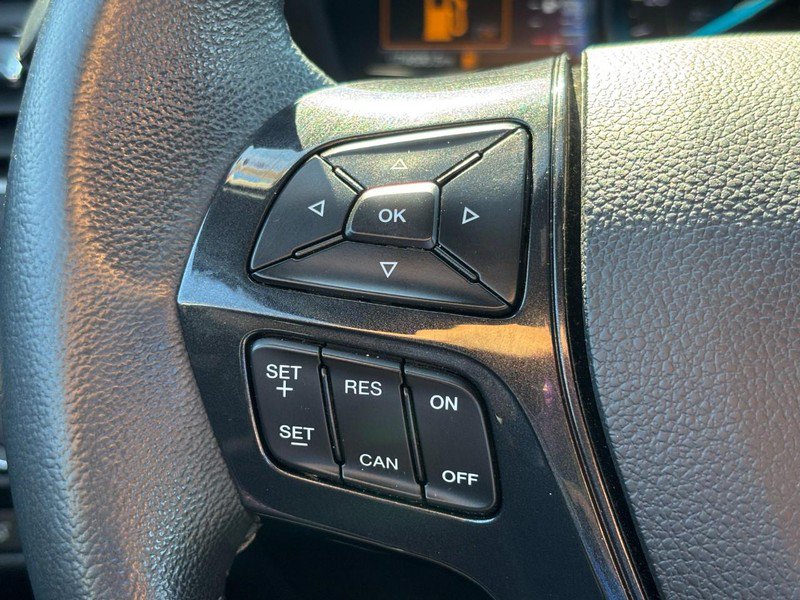 Used 2018 Ford Explorer XLT w/ Equipment Group 202A AWD/4WD image 21