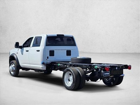 New 2026 RAM 5500 Tradesman w/ Chrome Appearance Group AWD/4WD image 9