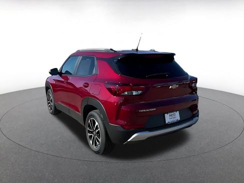 Used 2025 Chevrolet TrailBlazer LT image 9