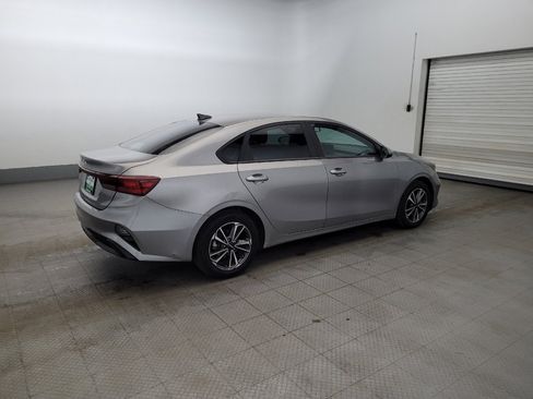 Used 2023 Kia Forte LXS image 10