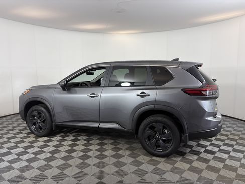 Certified 2026 Nissan Rogue SV w/ Cold Weather Package AWD/4WD image 8