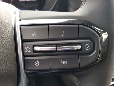 New 2026 Chevrolet Colorado ZR2 w/ Technology Package image 15